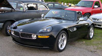 crni bmw z8